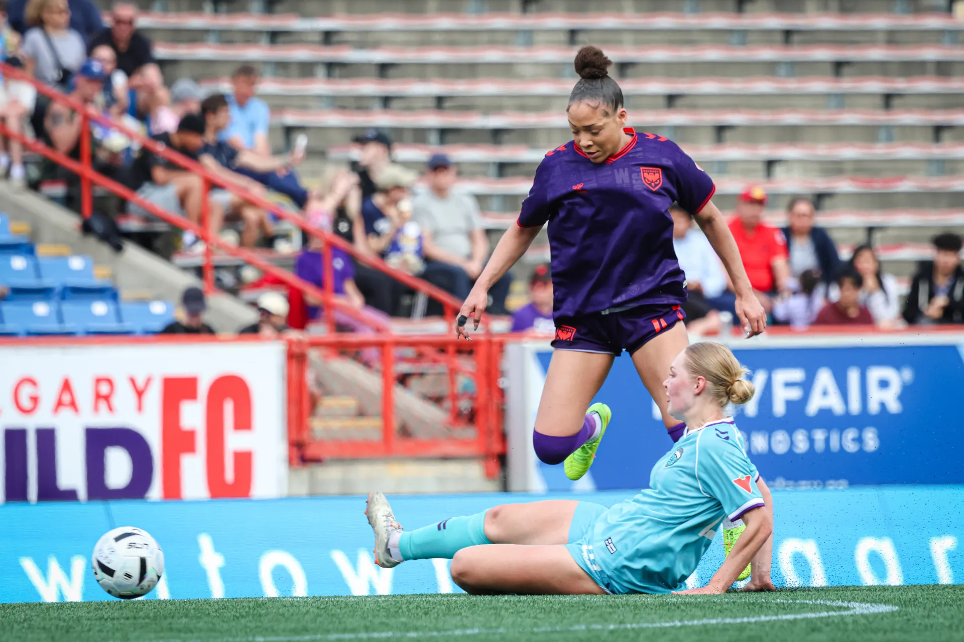 Jorian Baucom in action against Halifax Tides FC